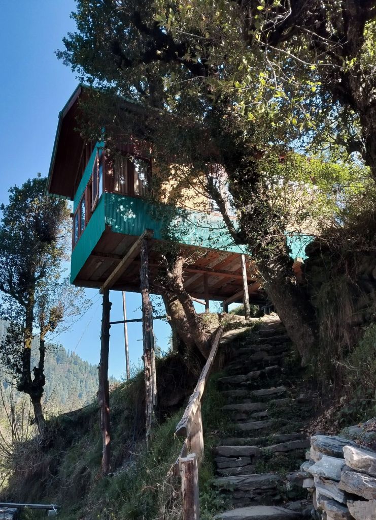 A wooden hut in himalayas