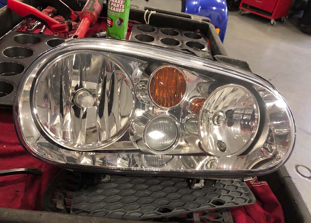 Headlight Lens Refurbishing