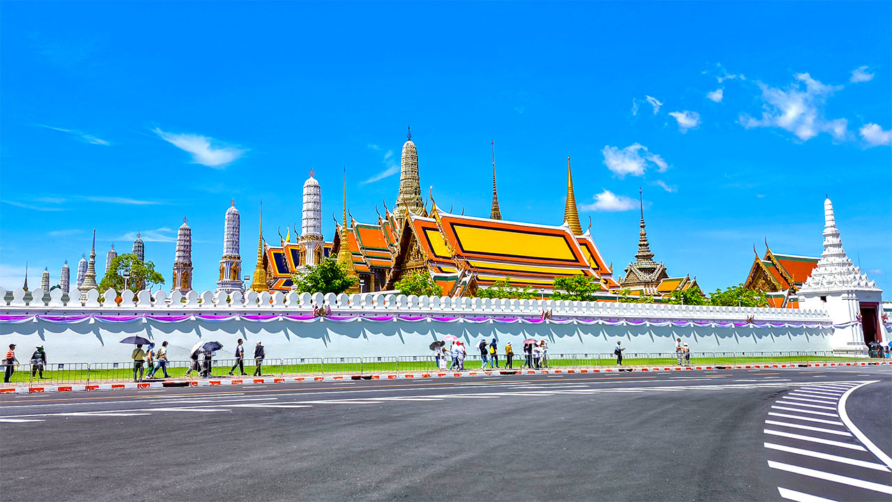 The Grand Palace of Bangkok from the outside including entrance area