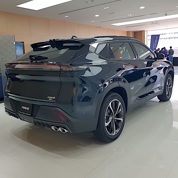 Dongfeng Mage rear like Porsche 