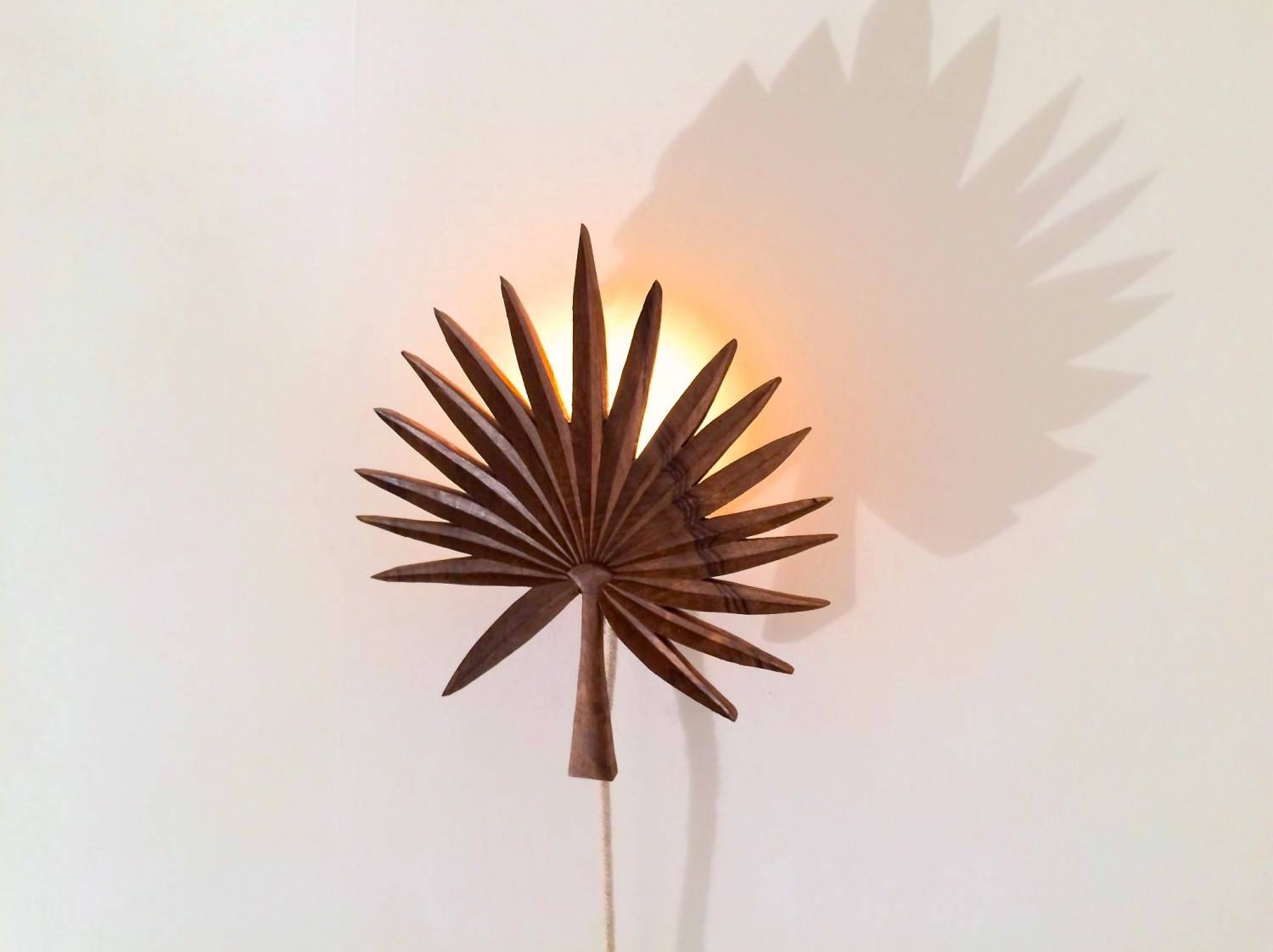 Palme wall light by François Bazin | on Flodeau.com
