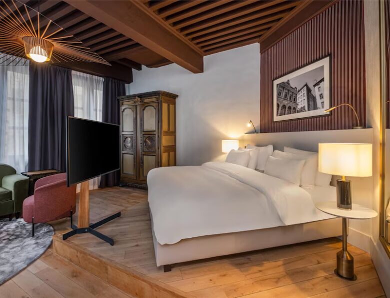 Radisson Collection Lyon room