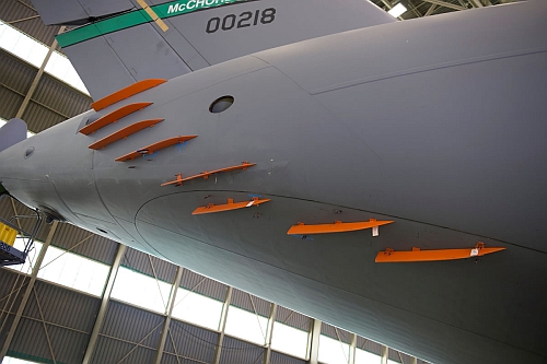 Photo of finlets on the tail of a C-17.