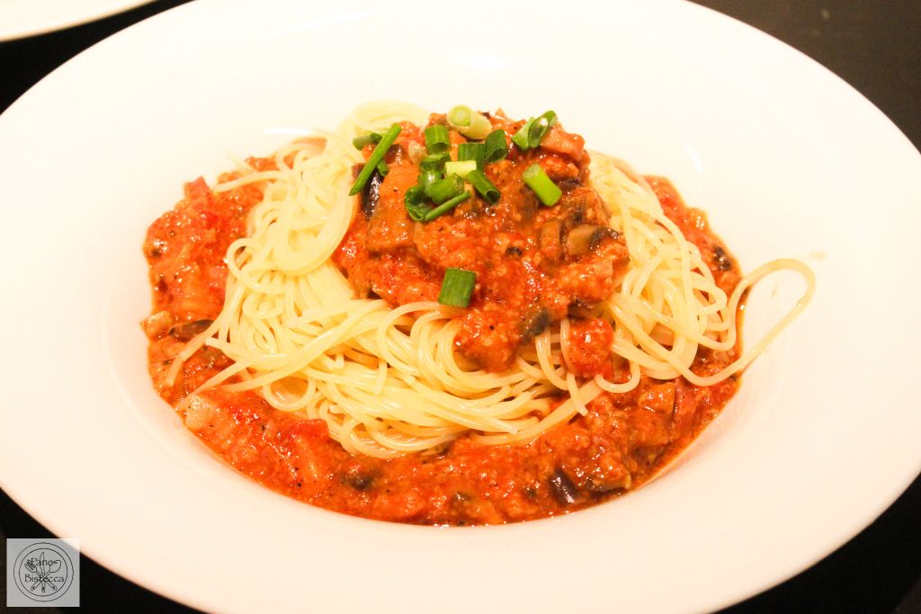 Spaghetti mit Speck-Auberginen Sauce