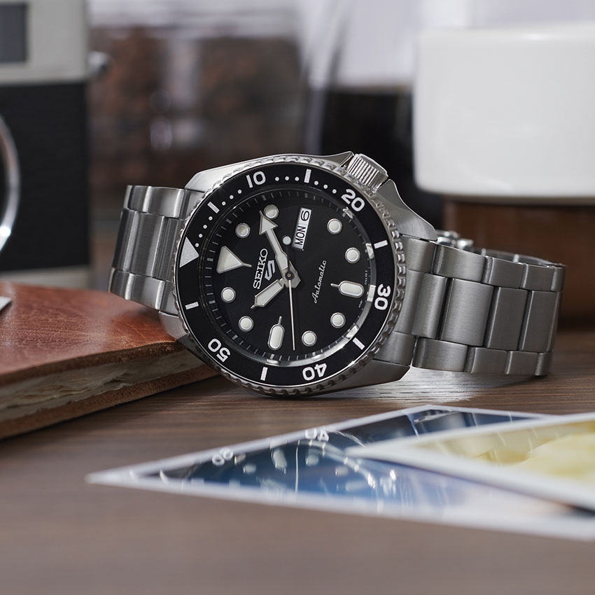top fathers day gifts for watch lovers seiko 5 sports srpd55