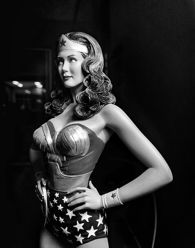 wonder woman lynda carter