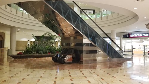 tri county mall cincinnati
