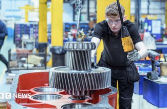 Competition for degree apprenticeships quadruples in three years