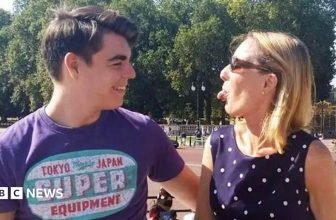 NHS staff investigated over access to dead teenager’s medical records