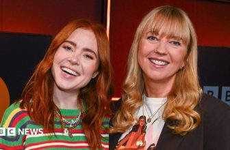 Angela Scanlon to take over Sara Cox’s drivetime slot on Radio 2