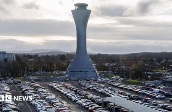 Flights delayed by ‘technical issue’ with air traffic control across Scotland