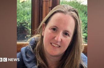 Lisburn: Woman, 40, dies in three-vehicle crash