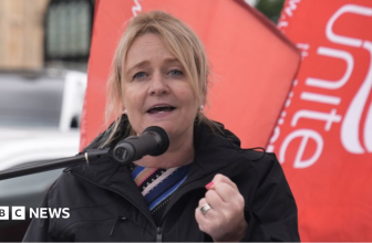 Scrapping pensions triple lock ‘morally wrong’, says union boss