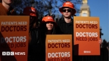Resident doctors in England call off strike after new offer from government